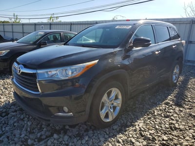 5TDDKRFH9FS****** 2015 Toyota Highlander