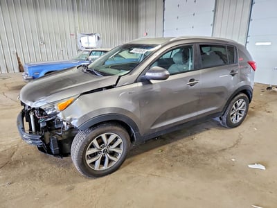 KNDPBCAC5F7****** 2015 Kia Sportage