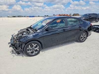 3KPF24ADXME****** 2021 Kia Forte