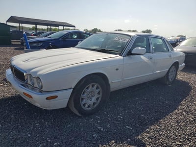 SAJHX1046XC****** 1999 Jaguar XJ-Series