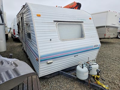 1EC1Z2420X2****** 1999 Fleetwood Enterprises Prowler