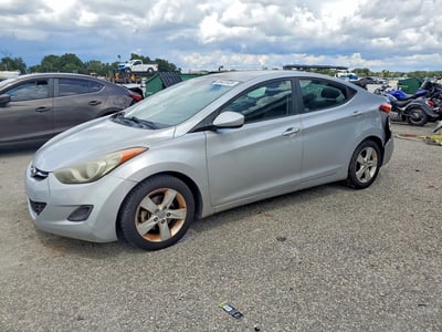 5NPDH4AE4DH****** 2013 Hyundai Elantra