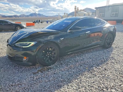 5YJSA1E24GF****** 2016 Tesla Model S