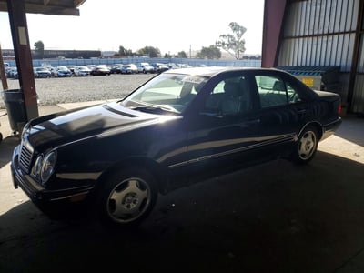 WDBJF70H5XA****** 1999 Mercedes-Benz E-Class