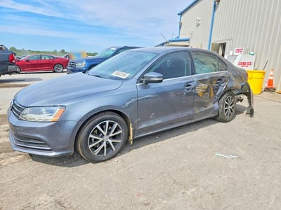 3VWDB7AJXHM****** 2017 Volkswagen Jetta