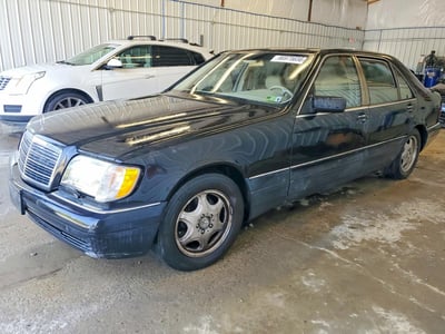WDBGA43G5XA****** 1999 Mercedes-Benz S-Class