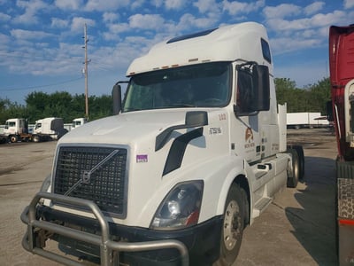 4V4NC9EH4GN****** 2016 Volvo VNL