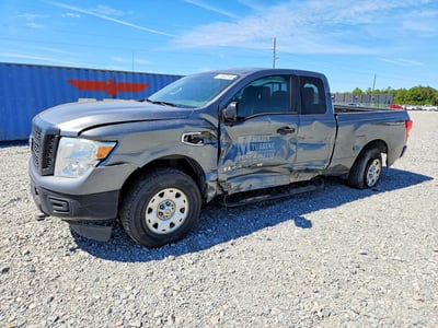 1N6BA1C3XJN****** 2018 Nissan Titan