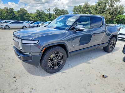 7FCTGCAAXRN****** 2024 Rivian R1T