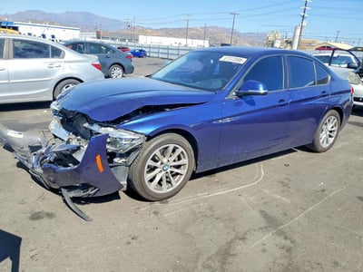 WBA8E1G58JN****** 2018 BMW 3 Series