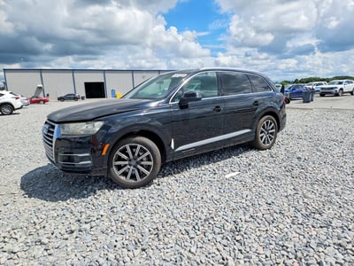 WA1LAAF70HD****** 2017 Audi Q7