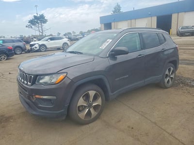 3C4NJCBB3JT****** 2018 Jeep Compass
