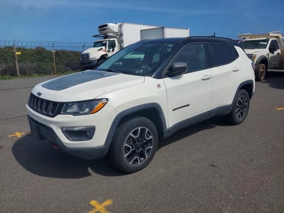 3C4NJDDB6KT****** 2019 Jeep Compass