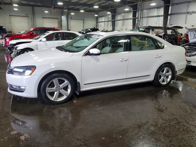 1VWCN7A34DC****** 2013 Volkswagen Passat
