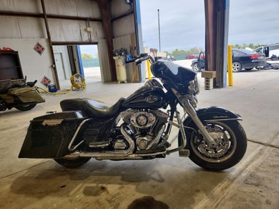 1HD1FC4128Y****** 2008 Harley-Davidson FLHTCUI