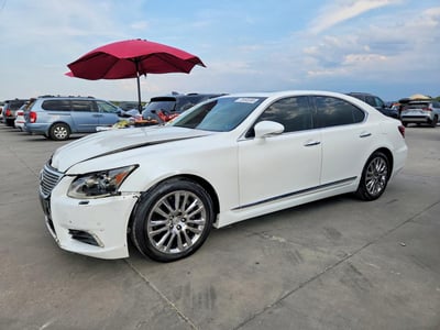 JTHCL5EF5E5****** 2014 Lexus LS 460