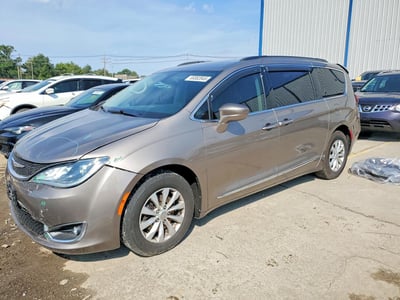 2C4RC1BG7HR****** 2017 Chrysler Pacifica
