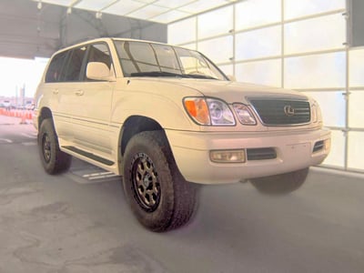 2000 Lexus LX