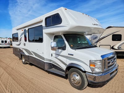 1FDXE4FS9GD****** 2016 Ford E-450