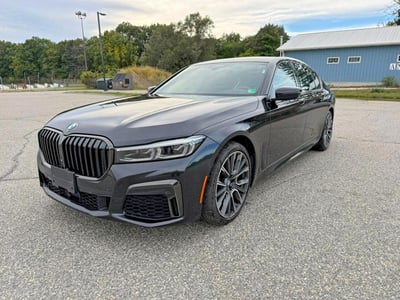WBA7T4C03NC****** 2022 BMW 7 Series