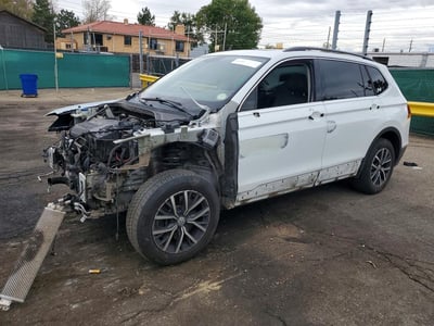 3VV2B7AX1LM****** 2020 Volkswagen Tiguan