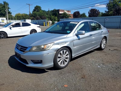 1HGCR2F89FA****** 2015 Honda Accord