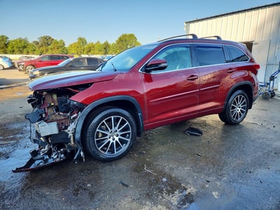 5TDJZRFH9JS****** 2018 Toyota Highlander