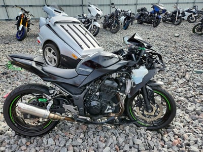 JKAEX8B15HD****** 2017 Kawasaki Ex300