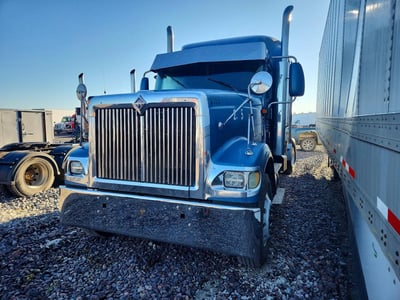2HSCHSBR84C****** 2004 International 9900i