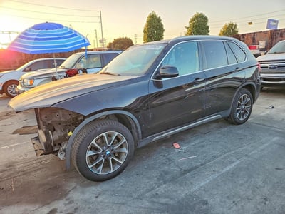 5UXKR2C37H0****** 2017 BMW X5