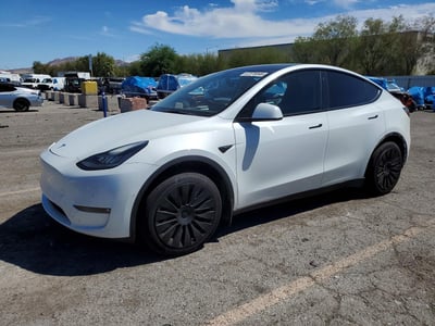 5YJYGAEE1MF****** 2021 Tesla Model Y