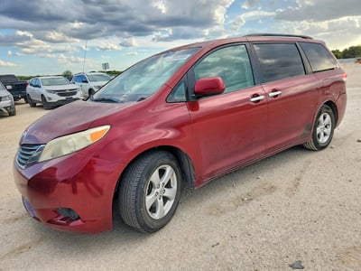 5TDKK3DC7BS****** 2011 Toyota Sienna