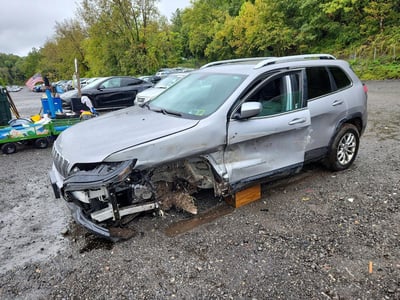 1C4PJMLB2KD****** 2019 Jeep Cherokee