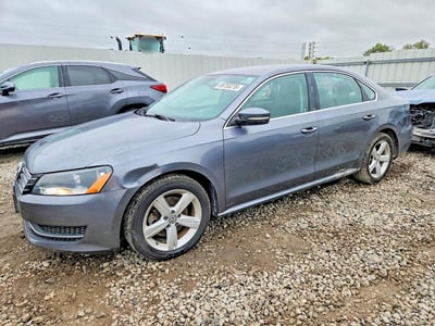 1VWBH7A32DC****** 2013 Volkswagen Passat