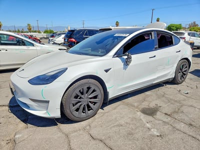 5YJ3E1EB4NF****** 2022 Tesla Model 3