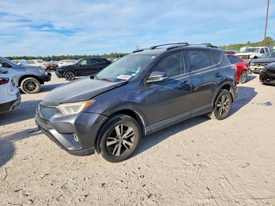 JTMWFREV5GJ****** 2016 Toyota RAV4