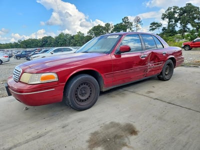 2FAFP73W52X****** 2002 Ford Crown Victoria