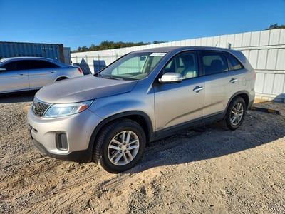 5XYKTCA60FG****** 2015 Kia Sorento