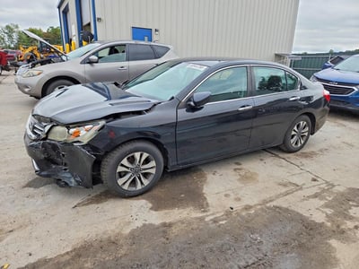 1HGCR2F37DA****** 2013 Honda Accord