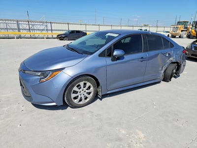 5YFEPMAE8NP****** 2022 Toyota Corolla