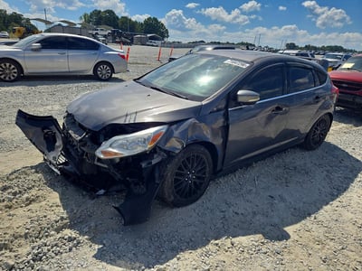 1FADP3N29EL****** 2014 Ford Focus