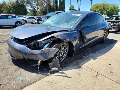 5YJ3E1EA4NF****** 2022 Tesla Model 3