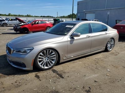WBA7F2C53GG****** 2016 BMW 7 Series
