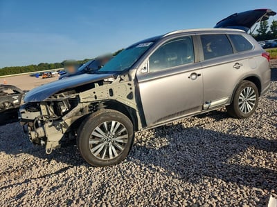 JA4AZ3A3XKZ****** 2019 Mitsubishi Outlander