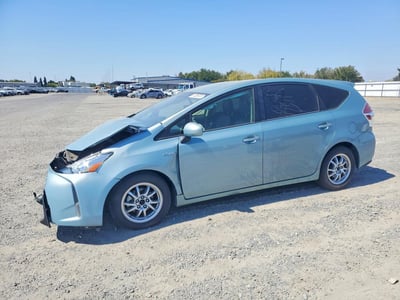 JTDZN3EU8GJ****** 2016 Toyota Prius V
