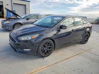 1FADP3F24GL****** 2016 Ford Focus