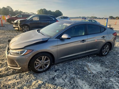 KMHD84LF2HU****** 2017 Hyundai Elantra
