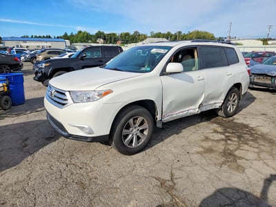 5TDBK3EH5CS****** 2012 Toyota Highlander
