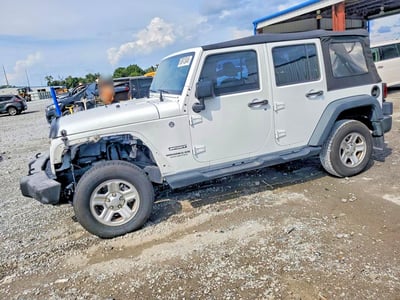 1C4BJWDG2GL****** 2016 Jeep Wrangler