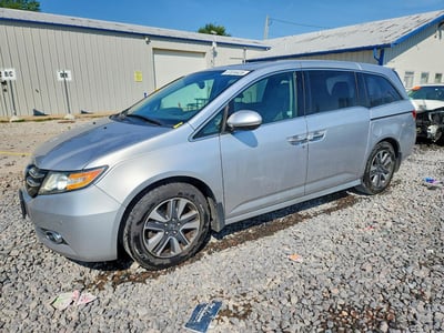 5FNRL5H95FB****** 2015 Honda Odyssey